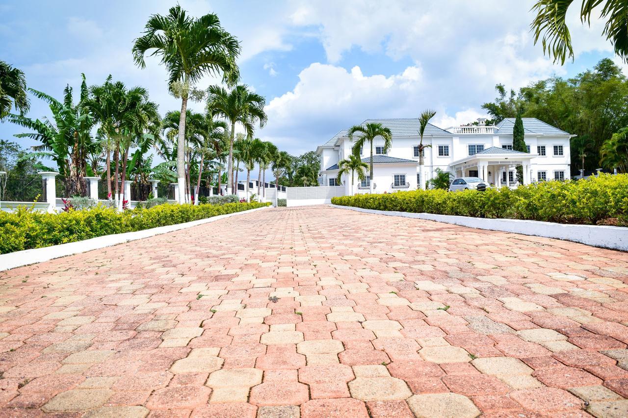 Jamgolia Place Mandeville Exteriör bild